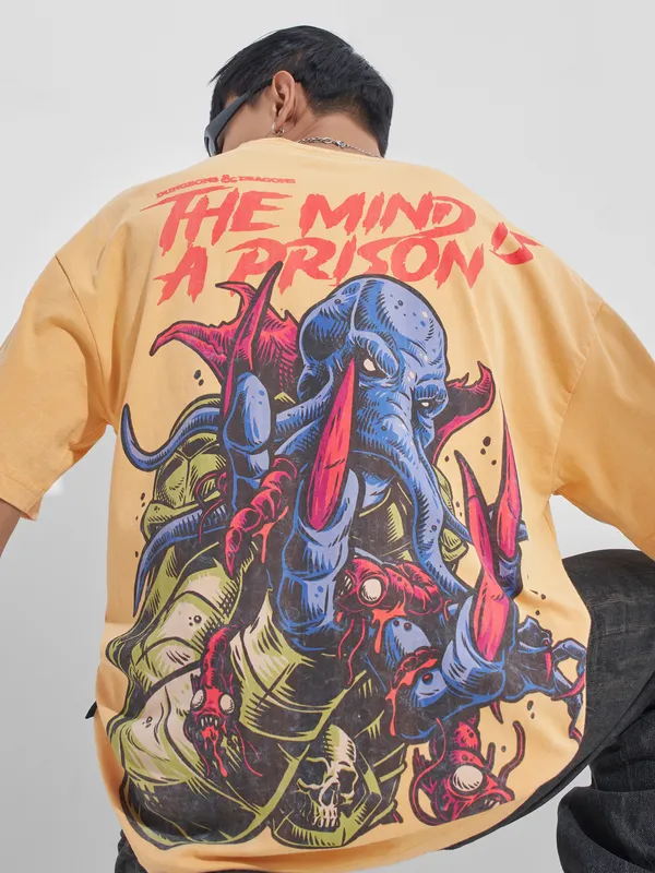 Highlander Men Yellow Dungeons And Dragons Printed Round Neck Oversized Fit T-Shirt