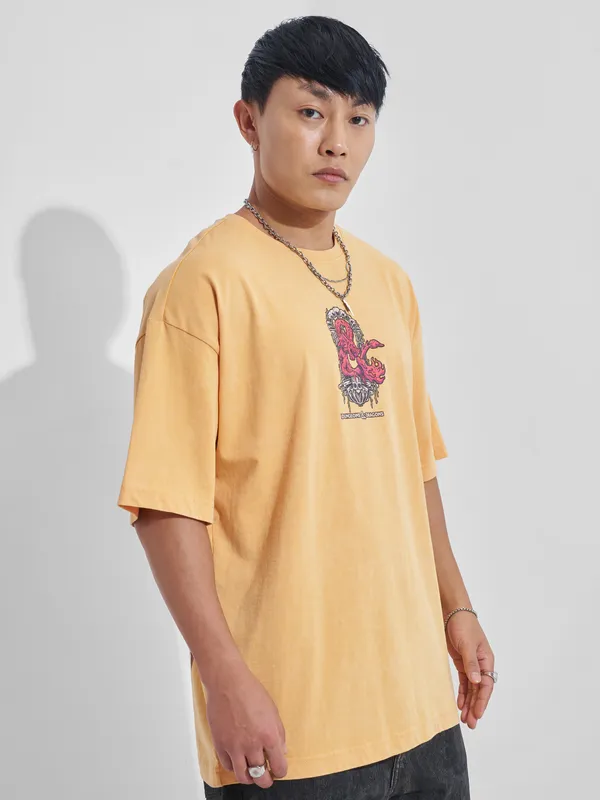 Highlander Men Yellow Dungeons And Dragons Printed Round Neck Oversized Fit T-Shirt