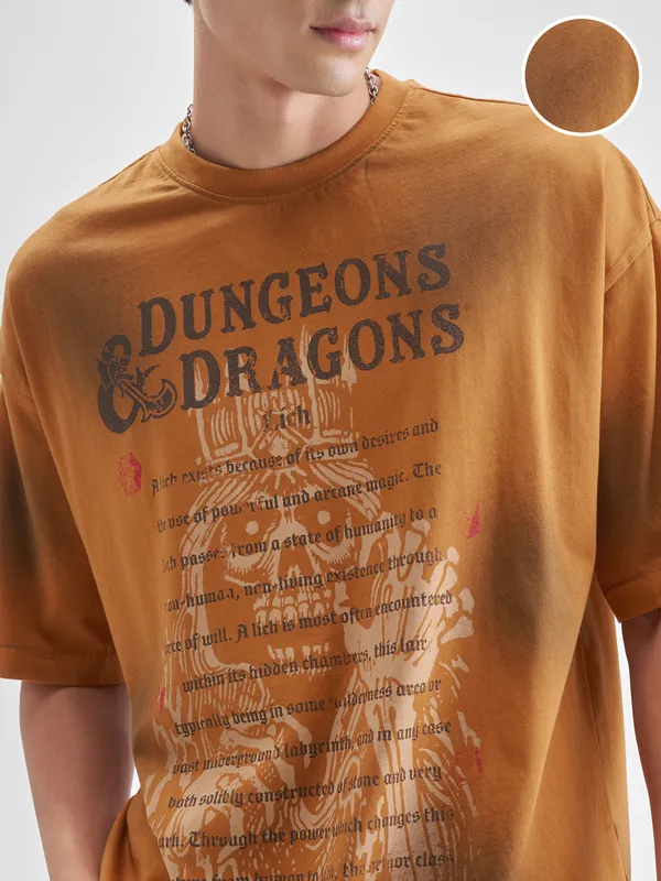 Highlander Men Rust Dungeons And Dragons Printed Round Neck Oversized Fit T-Shirt