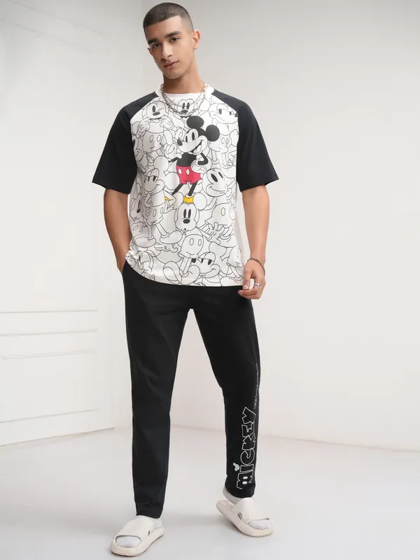 Disney By Highlander Men White Mickey Mouse T-Shirt With Trouser Co-Ords