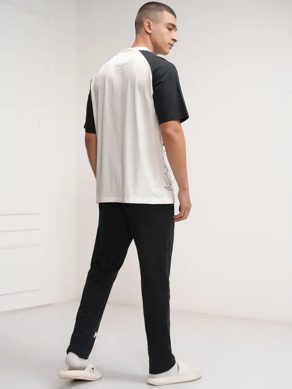 Disney By Highlander Men White Mickey Mouse T-Shirt With Trouser Co-Ords