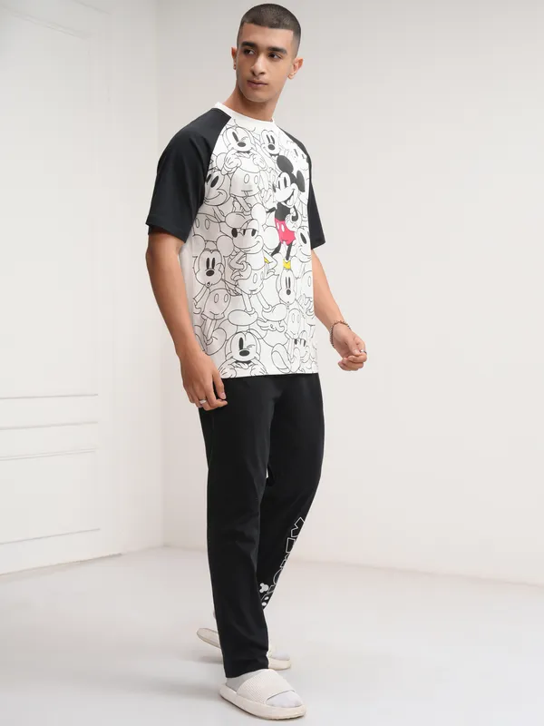 Disney By Highlander Men White Mickey Mouse T-Shirt With Trouser Co-Ords