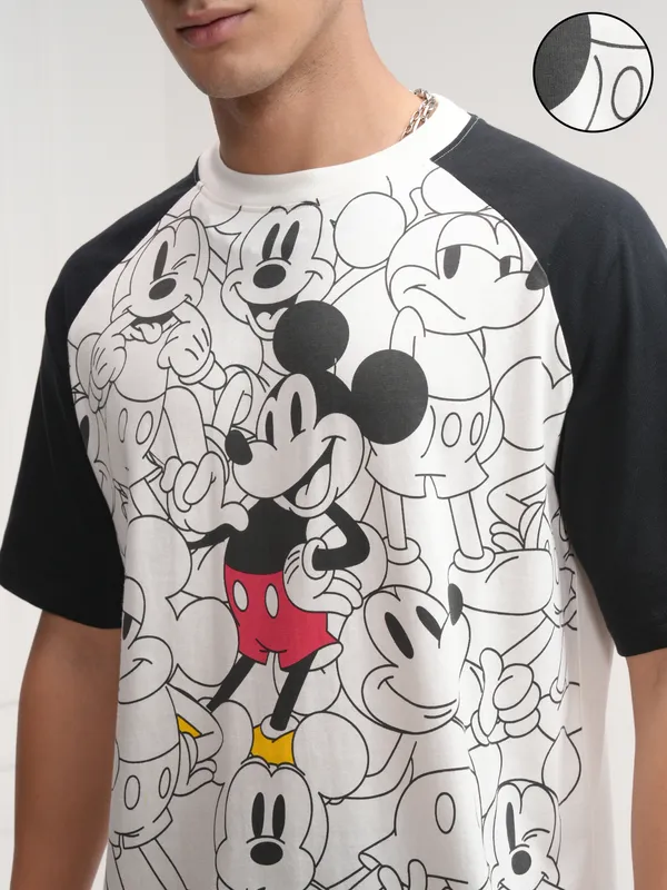 Disney By Highlander Men White Mickey Mouse T-Shirt With Trouser Co-Ords