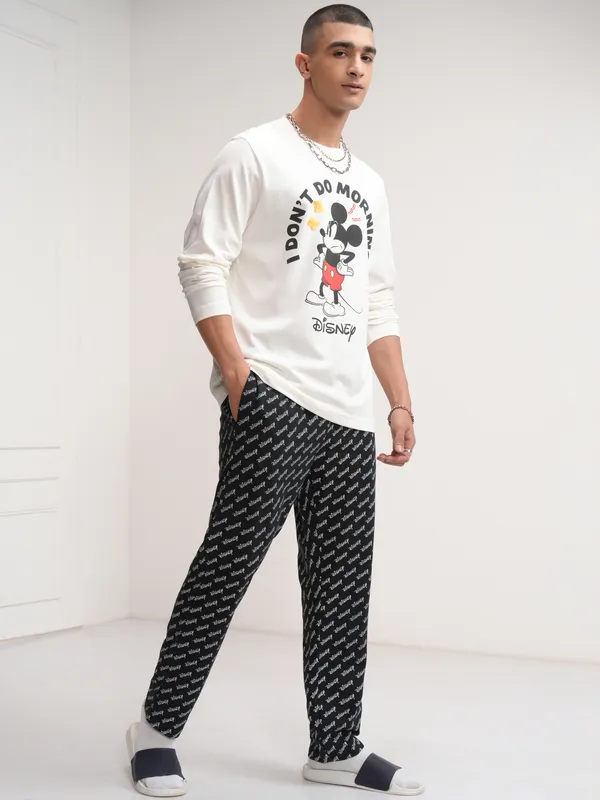 Disney By Highlander Men Off White Mickey Mouse T-Shirt With Trouser Co-Ords