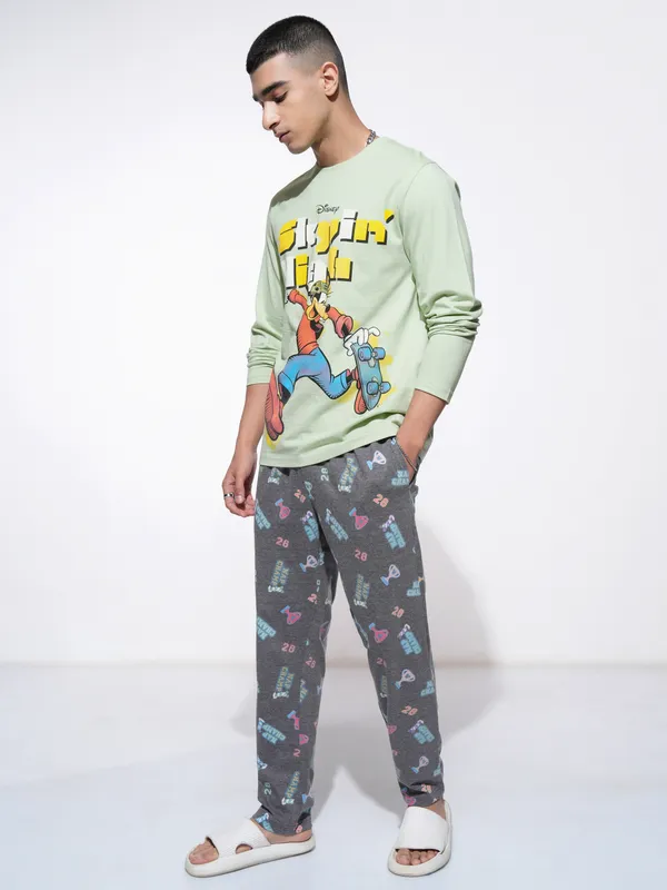 Disney By Highlander Men Green Goofy T-Shirt With Trousers Co-Ords