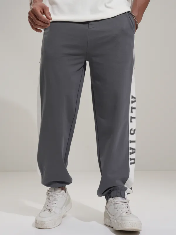 Mickey Mouse Men Loose Fit Joggers