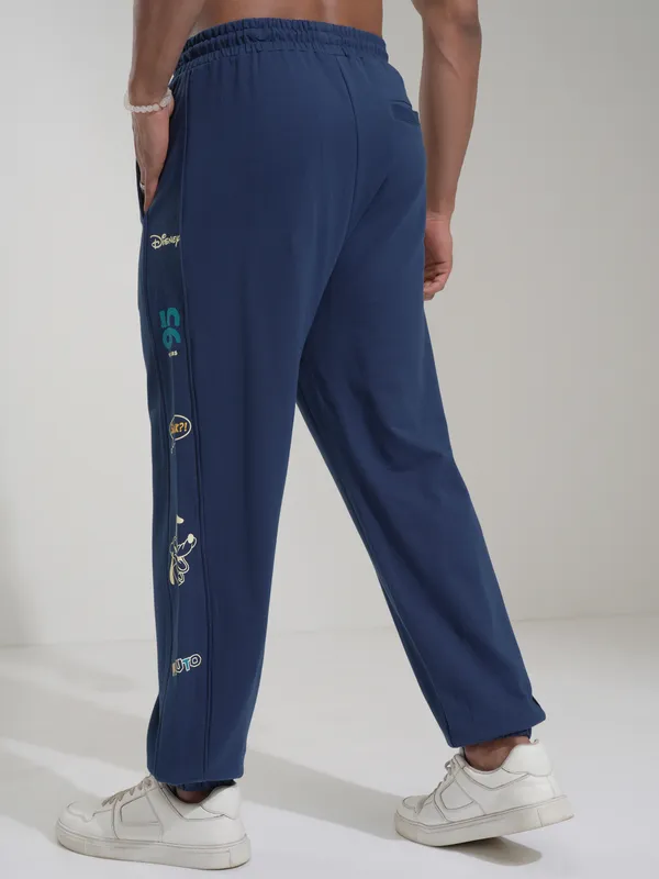 Disney By Highlander Men Navy Blue Pluto Regular Fit Printed Casual Trouser