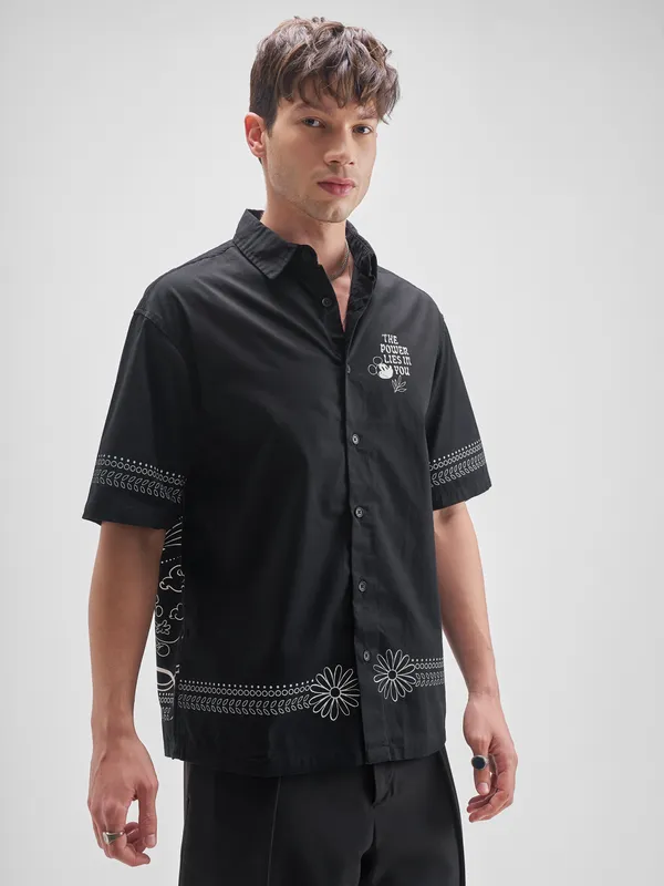 Disney By Highlander Men Black Mickey Mouse Printed Oversized Fit Casual Shirt