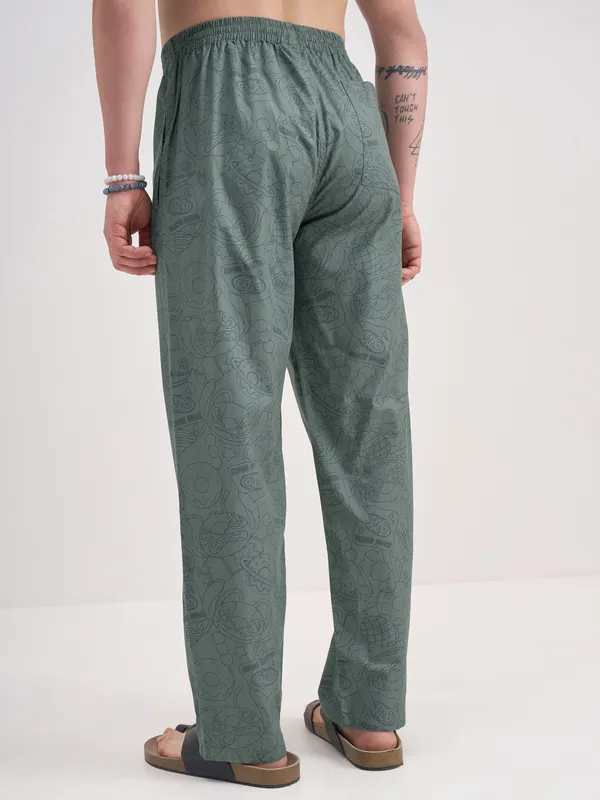 Disney By Highlander Men Olive Stitch Printed Lounge Pant