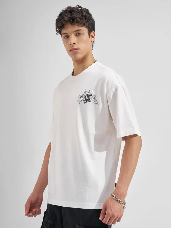 Dsiney By Highlander Men White Chip And Dale Printed Round Neck Oversized Fit T-Shirt
