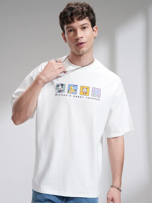 Disney By Highlander Men White Mickey Mouse Printed Round Neck Oversized Fit T-Shirt