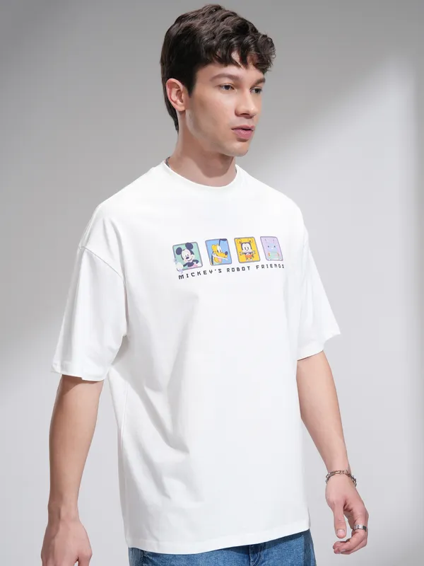 Disney By Highlander Men White Mickey Mouse Printed Round Neck Oversized Fit T-Shirt