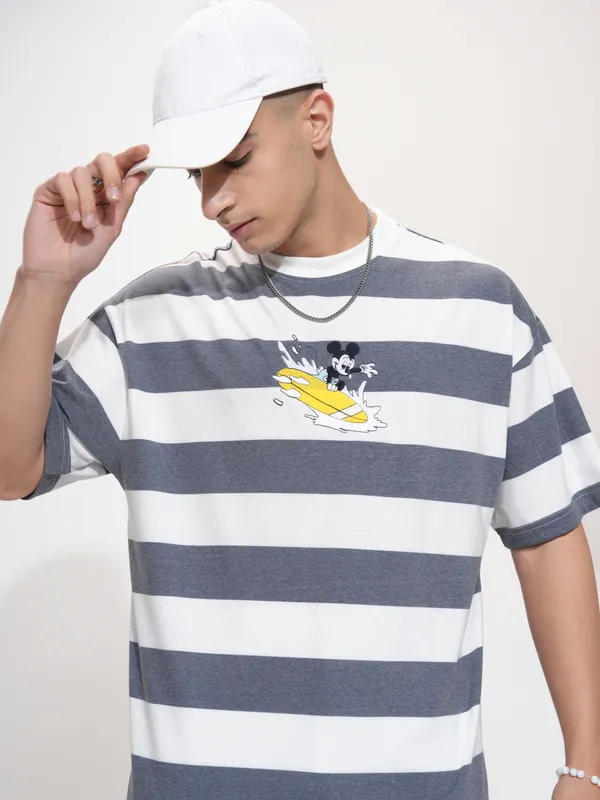 Disney By Highlander Men Navy Blue Mickey Mouse Printed Round Neck Oversized Fit T-Shirt