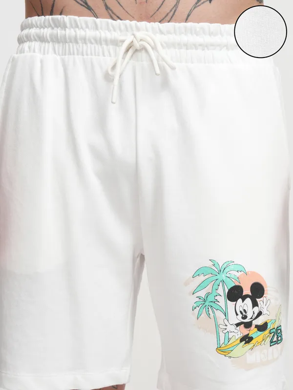 Disney By Highlander Men Off White Mickey Mouse Regular Shorts