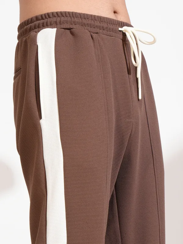 Highlander Men Brown T-Shirt With Trousers Co-Ords