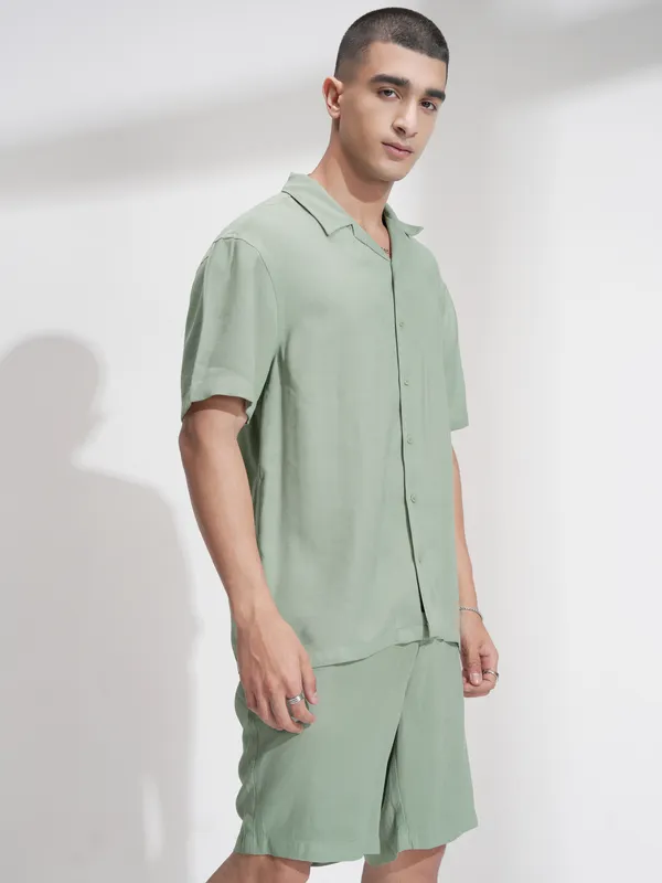 Highlander Men Green Shirt With Shorts Co-Ords