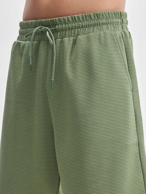 Highlander Men Olive T-Shirt With Shorts Co-Ords