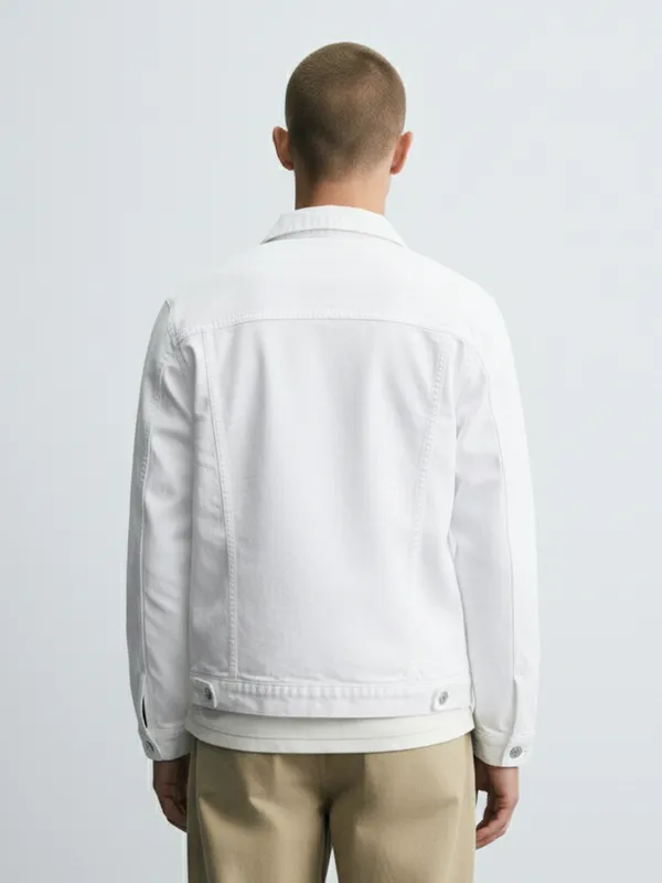 Highlander Men White Solid Denim Jacket