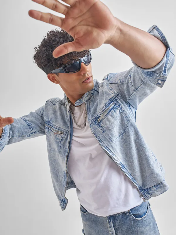 Highlander Men Blue Solid Denim Jacket