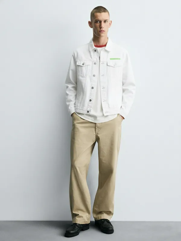 Highlander Men White Solid Denim Jacket