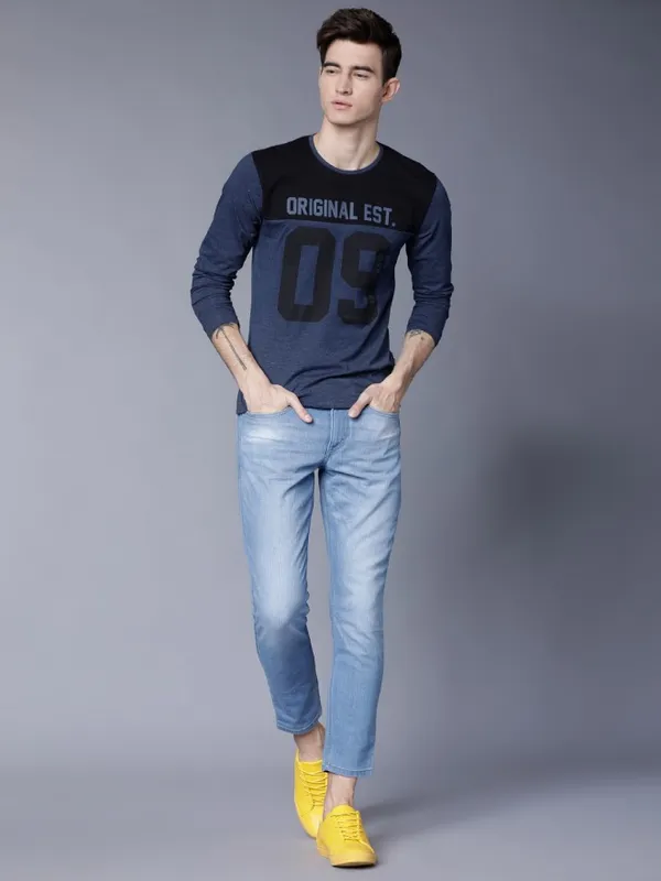 Men Tapered Fit Jeans