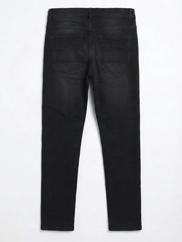 Highlander Men Black Tapered Fit Stretchable Jeans