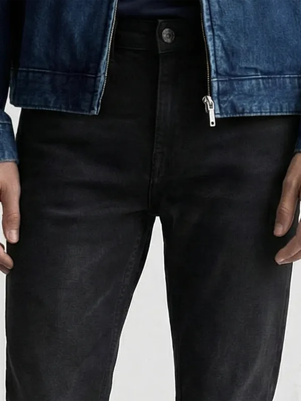 Highlander Men Black Tapered Fit Stretchable Jeans