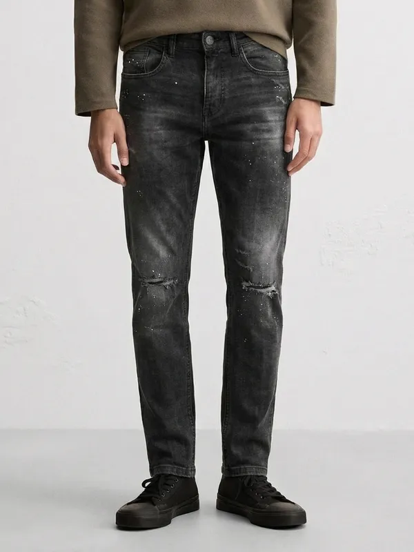 Highlander Men Grey Tapered Fit Mildly Distressed Stretchable Jeans