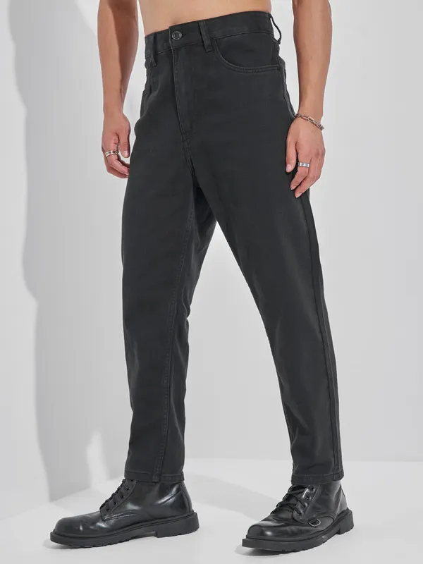 Highlander Men Black Tapered Fit Stretchable Jeans