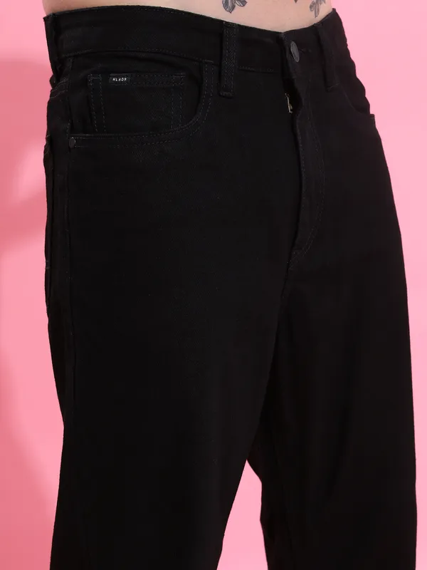 Highlander Men Black Tapered Fit Stretchable Jeans