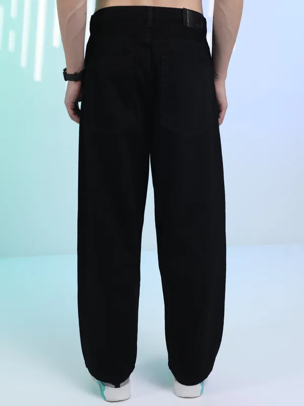 Highlander Men Black Loose Fit Stretchable Jeans