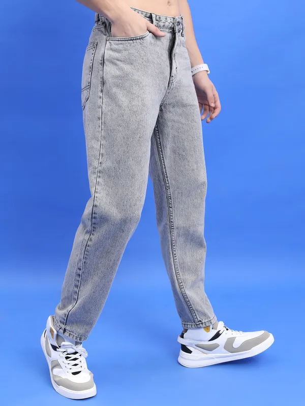 Highlander Men Light Grey Straight Fit Jeans