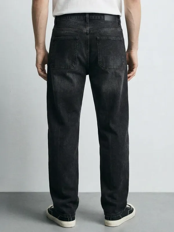 Highlander Men Black Straight Fit Jeans