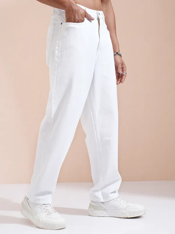 Men Relaxed Fit Jeans