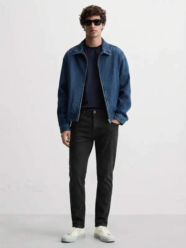 Highlander Men Black Tapered Fit Stretchable Jeans