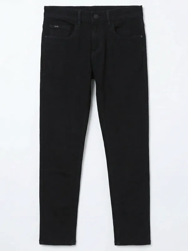 Highlander Men Black Tapered Fit Stretchable Jeans