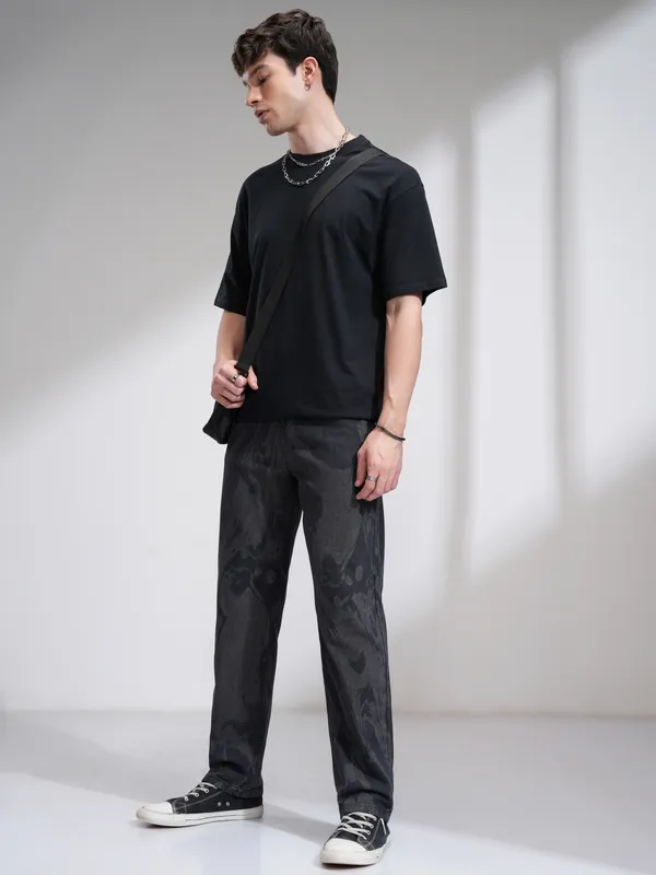 Men Relaxed Fit Jeans