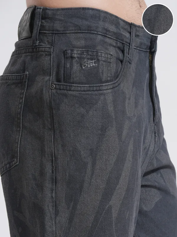 Men Relaxed Fit Jeans