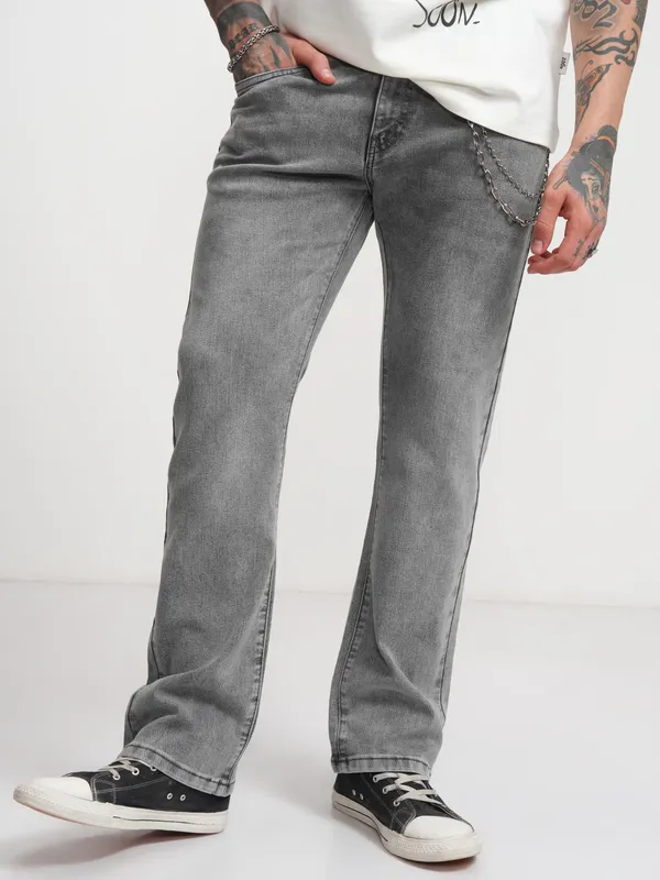 Men Straight Fit Jeans