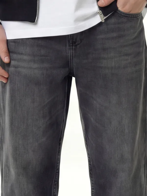 Highlander Men Grey Straight Fit Stretchable Jeans