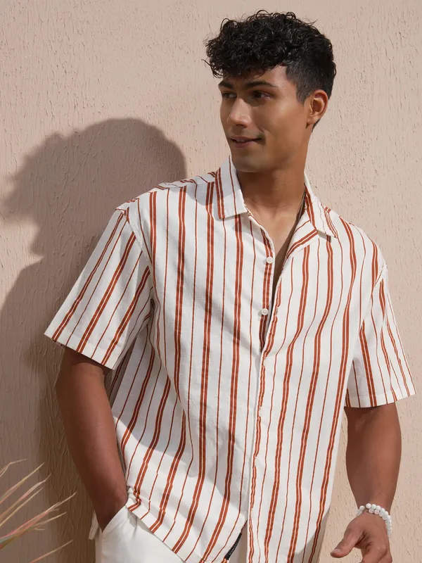 Highlander Men Red Striped Oversized Fit Casual Shirt