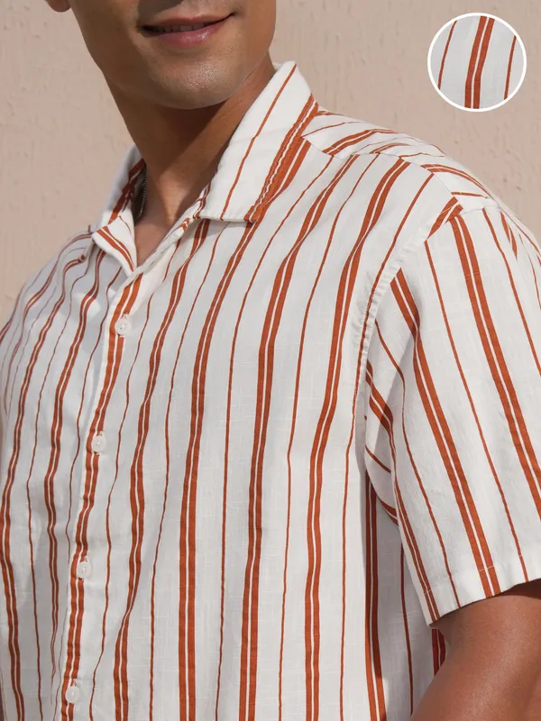 Highlander Men Red Striped Oversized Fit Casual Shirt