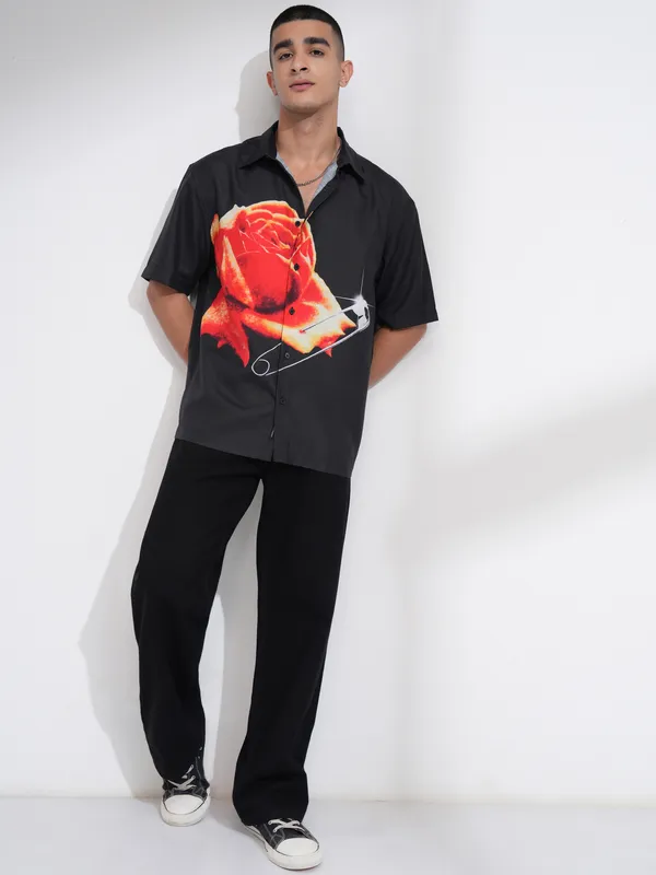 Highlander Men Black Printed Oversized Fit Casual Shirt