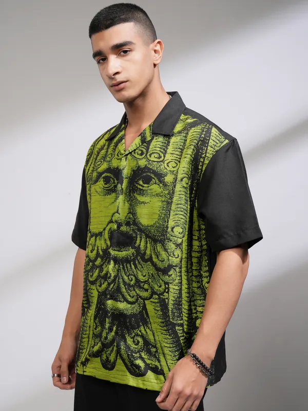 Highlander Men Black Printed Oversized Fit Casual Shirt