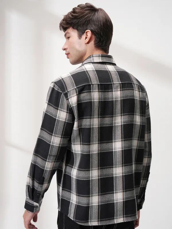 Highlander Men Black Checked Oversized Fit Casual Shirt