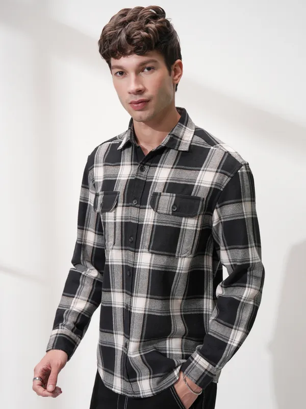 Highlander Men Black Checked Oversized Fit Casual Shirt