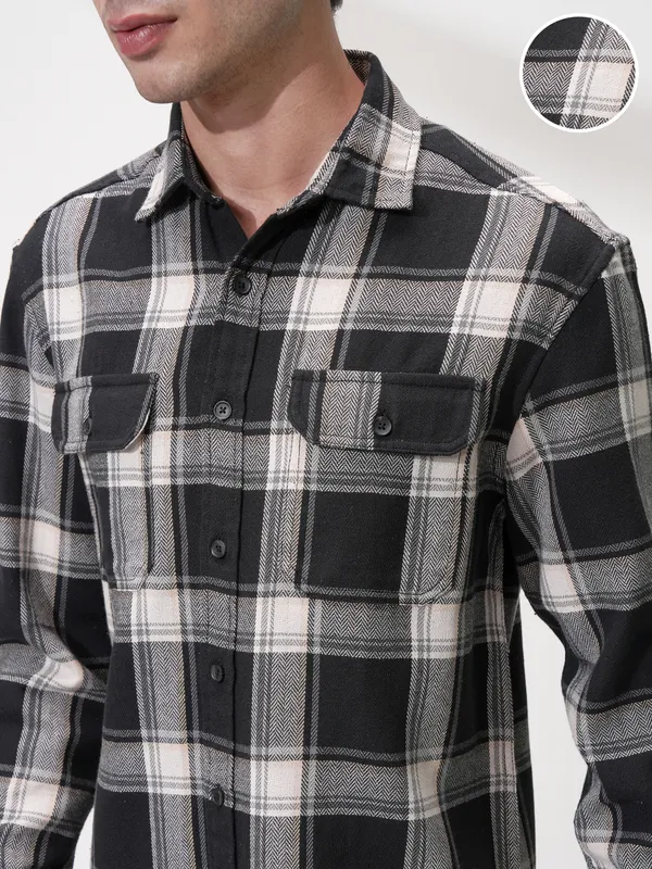 Highlander Men Black Checked Oversized Fit Casual Shirt