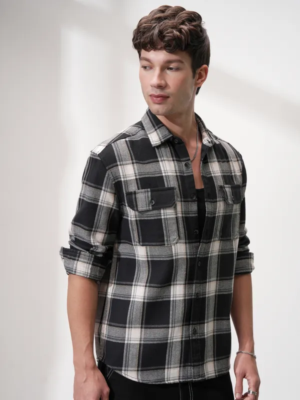 Highlander Men Black Checked Oversized Fit Casual Shirt