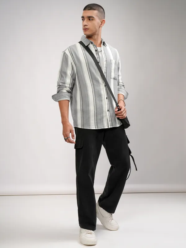 Highlander Men Off White Striped Oversized Fit Casual Shirt