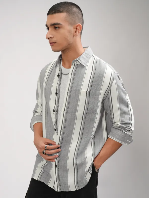 Highlander Men Off White Striped Oversized Fit Casual Shirt